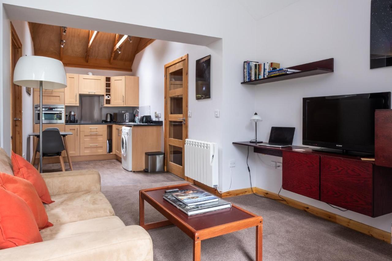 טיין Contemporary One Bedroom Apartment Close To All Amenities In Conservation Area מראה חיצוני תמונה